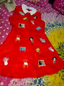women dress with tags