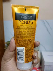 Pond's and mamaearth Facewash