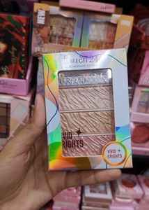 Perfect It 24 Premium Highlighter Palette