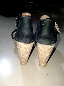 Stylish Heeled Sandals