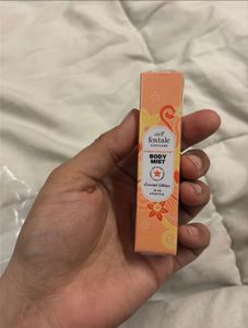 Dot &amp; Key Skincare &amp; Body Care Set
