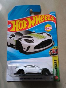 Hot Wheels 2024 Aston Martin Vantage GT3