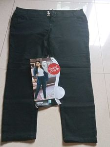 Comfort Lady Black Denim Jeans..Mew