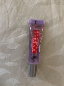 L'Oreal Revitalift Hyaluronic Acid Serum