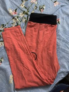 Cute Coral Leggings