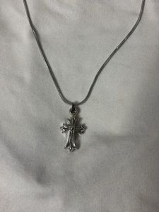 Anti-Tatnish Cross Pendant Necklace
