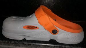 Comfortable Clog - Grey &amp; Orange