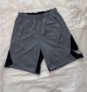 Nike Men's Grey Athletic Shorts