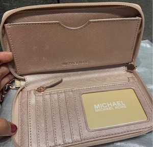 Michael Kors Metallic Wallet Wristlet NWOT