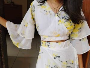 White Floral Print Crop Top &amp; Skirt Set