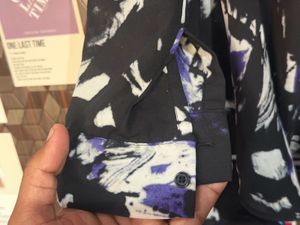 Stylish Abstract Print Shrug