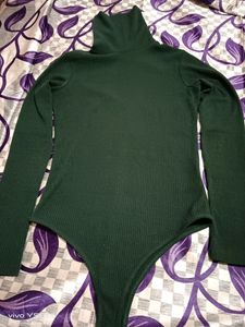Turtle Neck SweatShirt