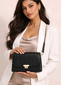 Chic Crossbody Bag