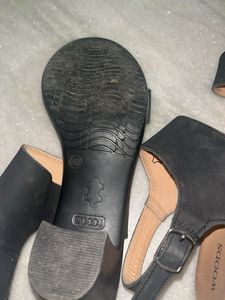 Woods Black Sandals