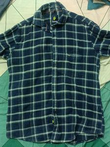 Men's Plaid Button-Down Shirt