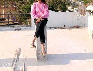 Pink Sweater &amp; Black Pants Outfit