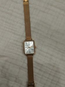 Daniel Wellington Rose Gold Watch