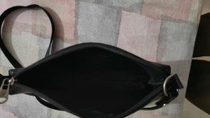 Chic Black Crossbody Bag