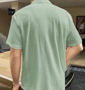 new shirt with tag comment size