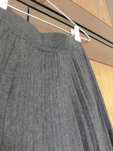 Woolen Pleated Midi Skirt