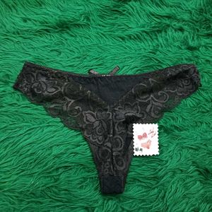 Black Lace🫴🏻🎁 Thong Panty