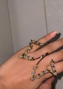 Vintage Floral Hathful