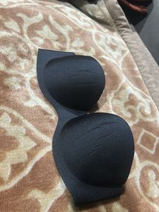 Black Strapless Adhesive Bra👀🥀