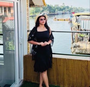 Chic Black Ruffle Hem Dress