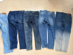 Lot of 5 Women's Jeans