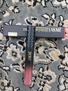 Lakme Xtraordin-Airy Lip Mousse