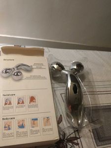 3D Platinum Roller Face Massager