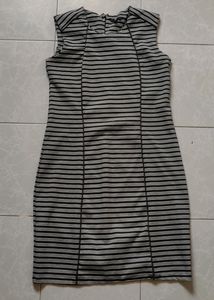 FIG : Striped sleeveless dress 😍