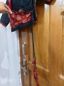 Stylish Black &amp; Red Blouse