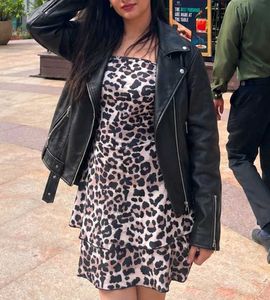 Chic Leopard Print Strapless Dress