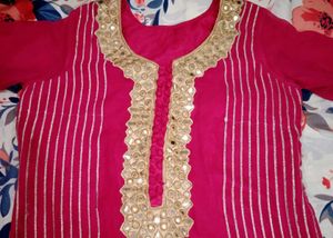 Beautiful Pink Embroidered Kurta