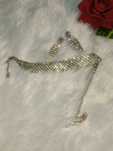 Sparkling Silver Choker &amp; Earring Set