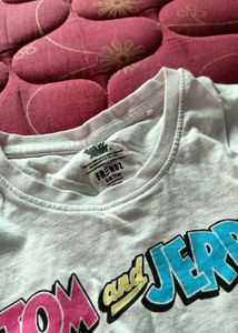 Girls' Graphic T-Shirt Bundle 5-6years (set of 4)