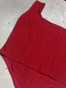 L size red corset 💋✨