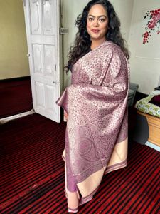 Beautiful Paisley Print Woollen Shawl