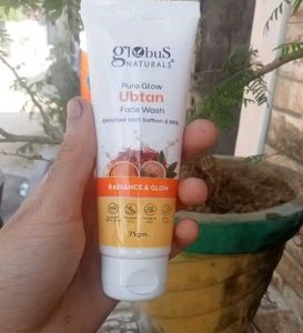 Globus Naturals Pure Glow Ubtan Face Wash