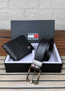 Tommy Hilfiger Belt & Wallet Set