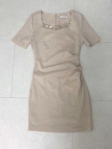 Elegant Beige Ruched Bodycon Dress 🌼✨️