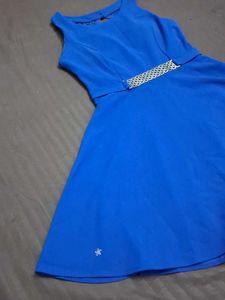 Chic Blue Sleeveless Belted Dress