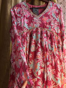 Floral Print nyra chinnon Kurta set