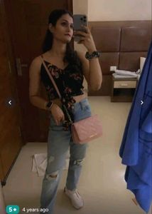 Floral Print Tie-Front Crop Top