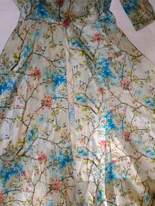 Ethinc Florals Gown With Inner