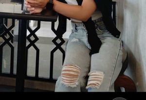 jeans