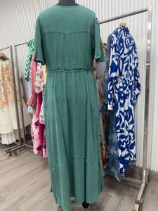 Elegant Green Maxi Dress