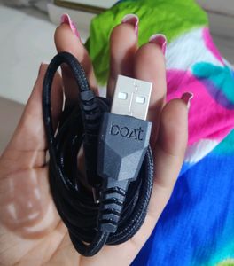 BOAT  Rapid Charge And Sync Cable . Type C A320 .