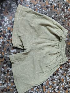 Bundle of 4 Shorts